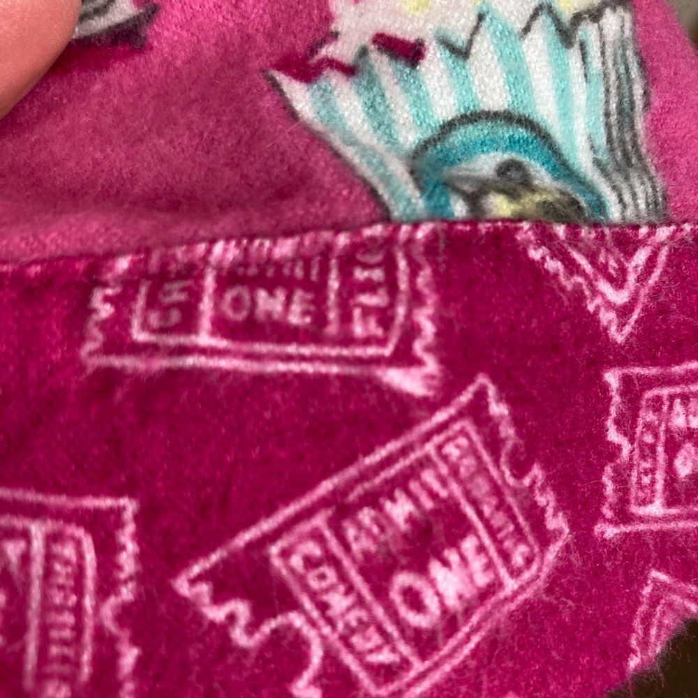 NWOT chick flicks and popcorn bamboo flannel pj top w/ contrasting trim BFF nite - Picture 6 of 16
